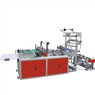 Machine de fabrication de sacs à scellage latéral à coupe thermique